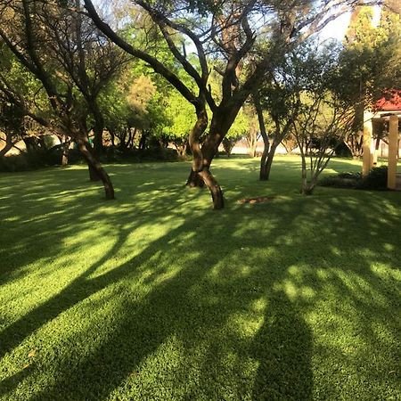 Selons River Lodge Rustenburg Bagian luar foto