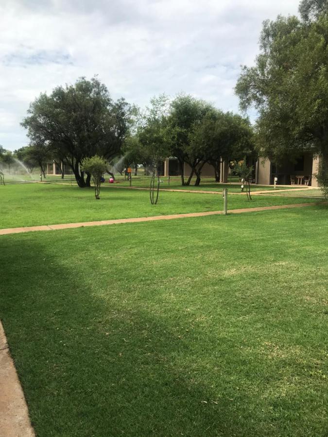 Selons River Lodge Rustenburg Bagian luar foto